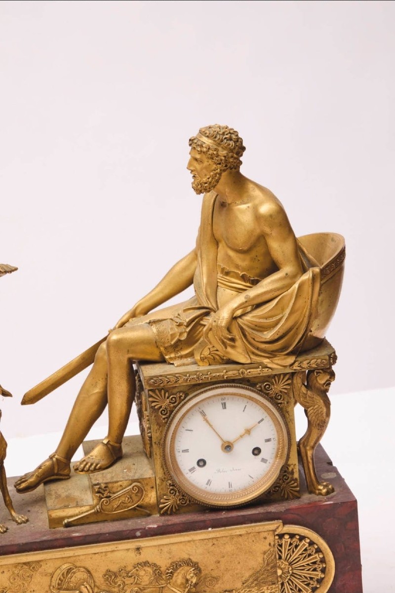 Orologio raffigurante lo scontro tra il re di Atene e Ippolito, marmo e bronzo, Impero-photo-2
