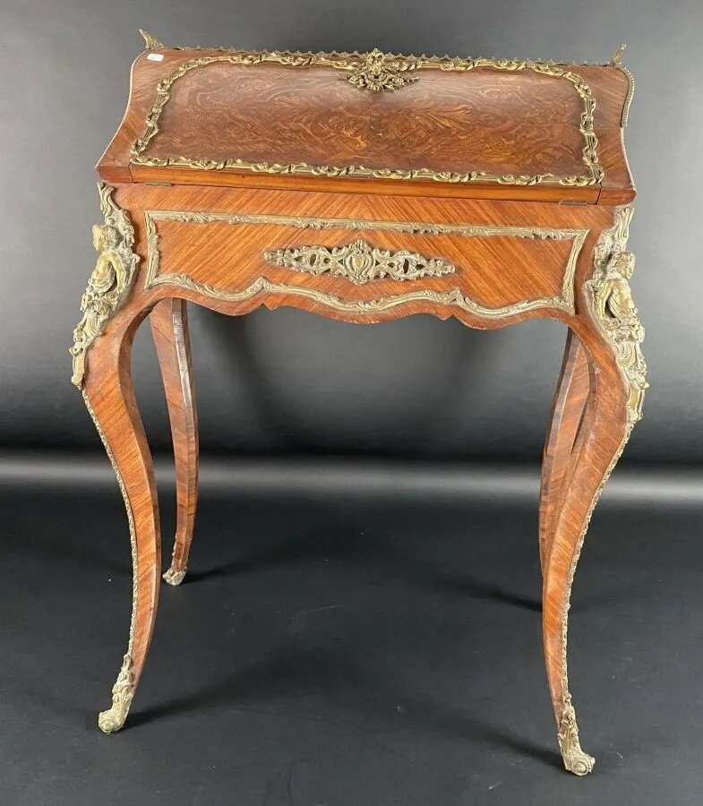 Bureau à pente a forma mosso in legno lastronato, stile Luigi XV-photo-2