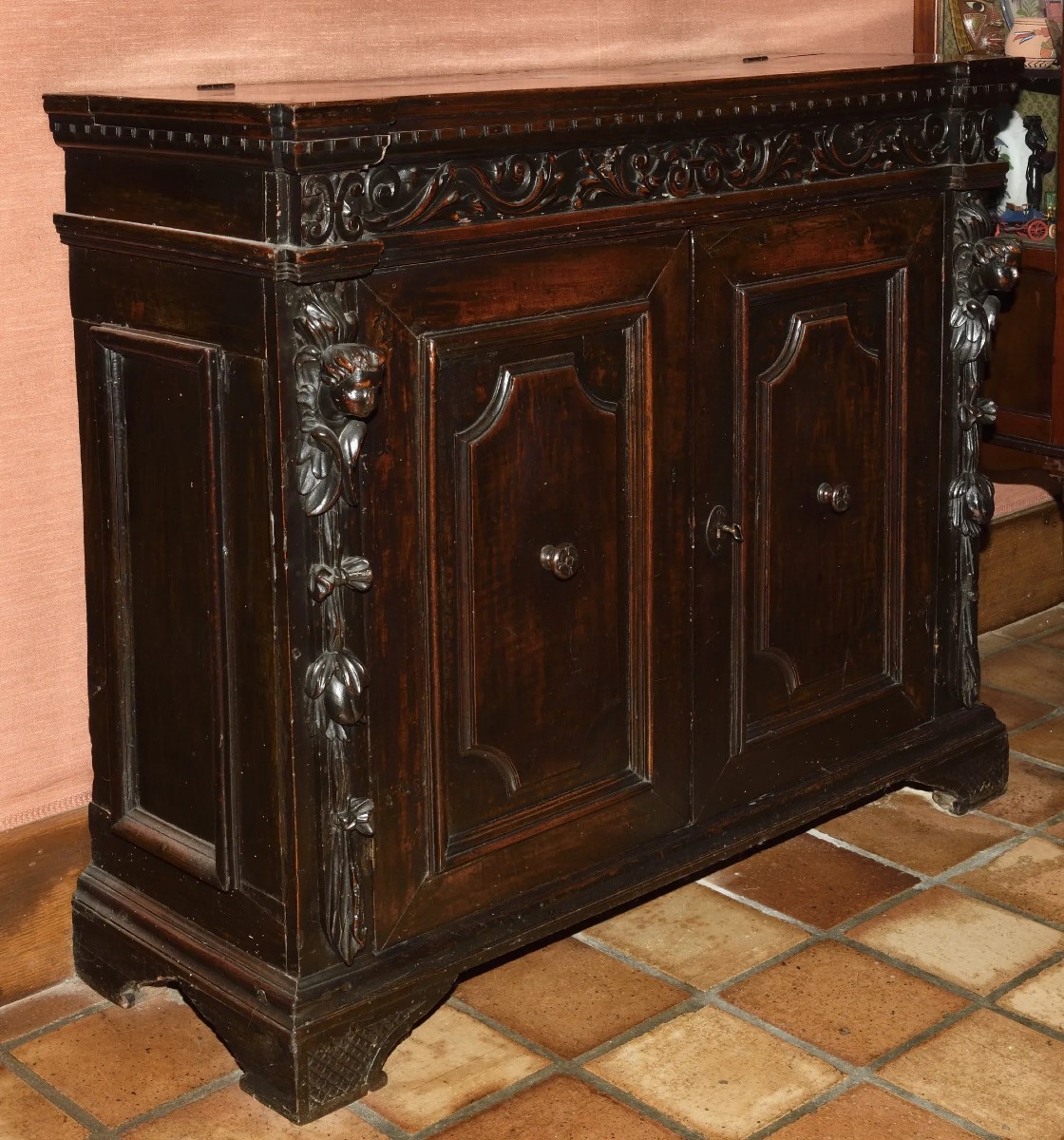 Credenza in noce