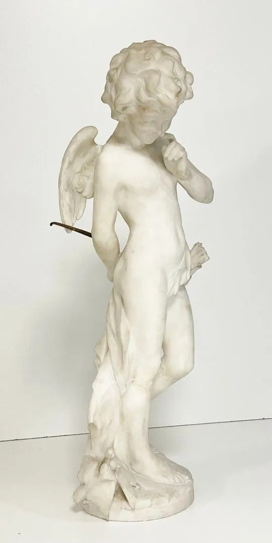 Amore con arco – Marmo firmato ETNAD Paris, 1907