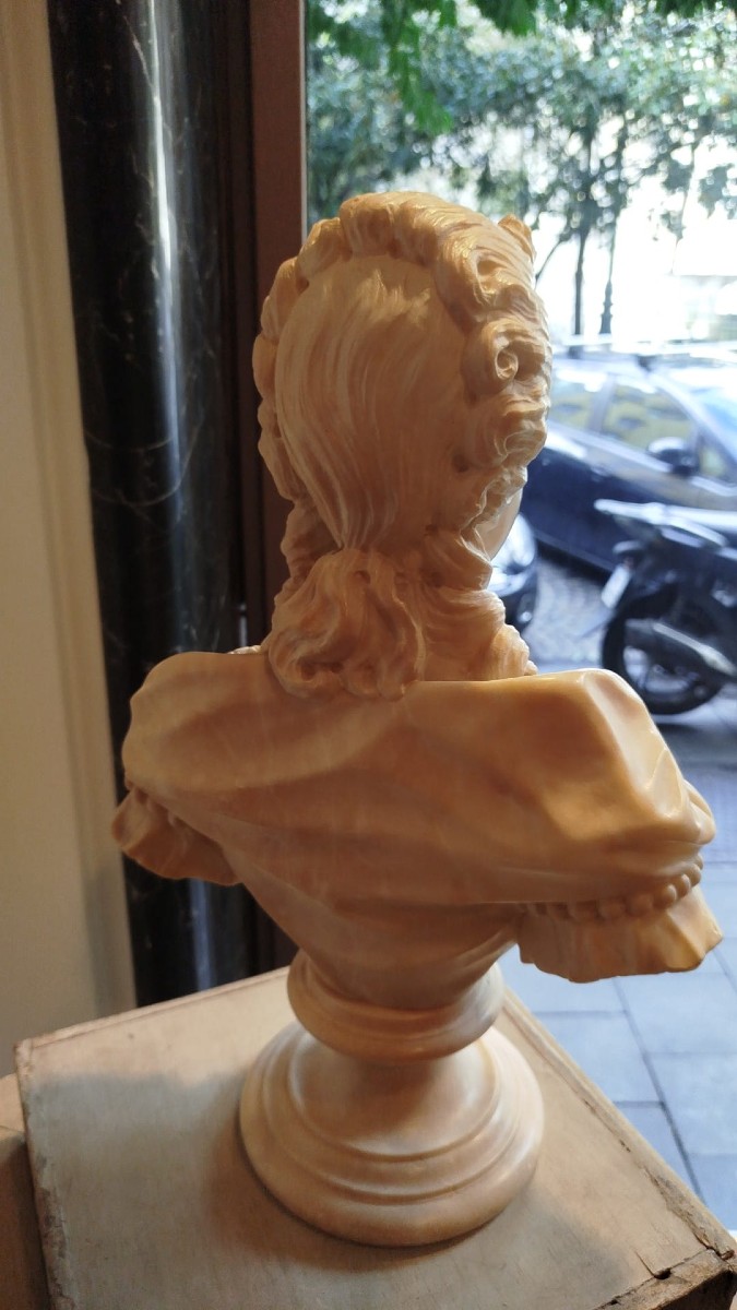 Nel gusto del XVIII secolo – “Busto di giovane donna”-photo-3