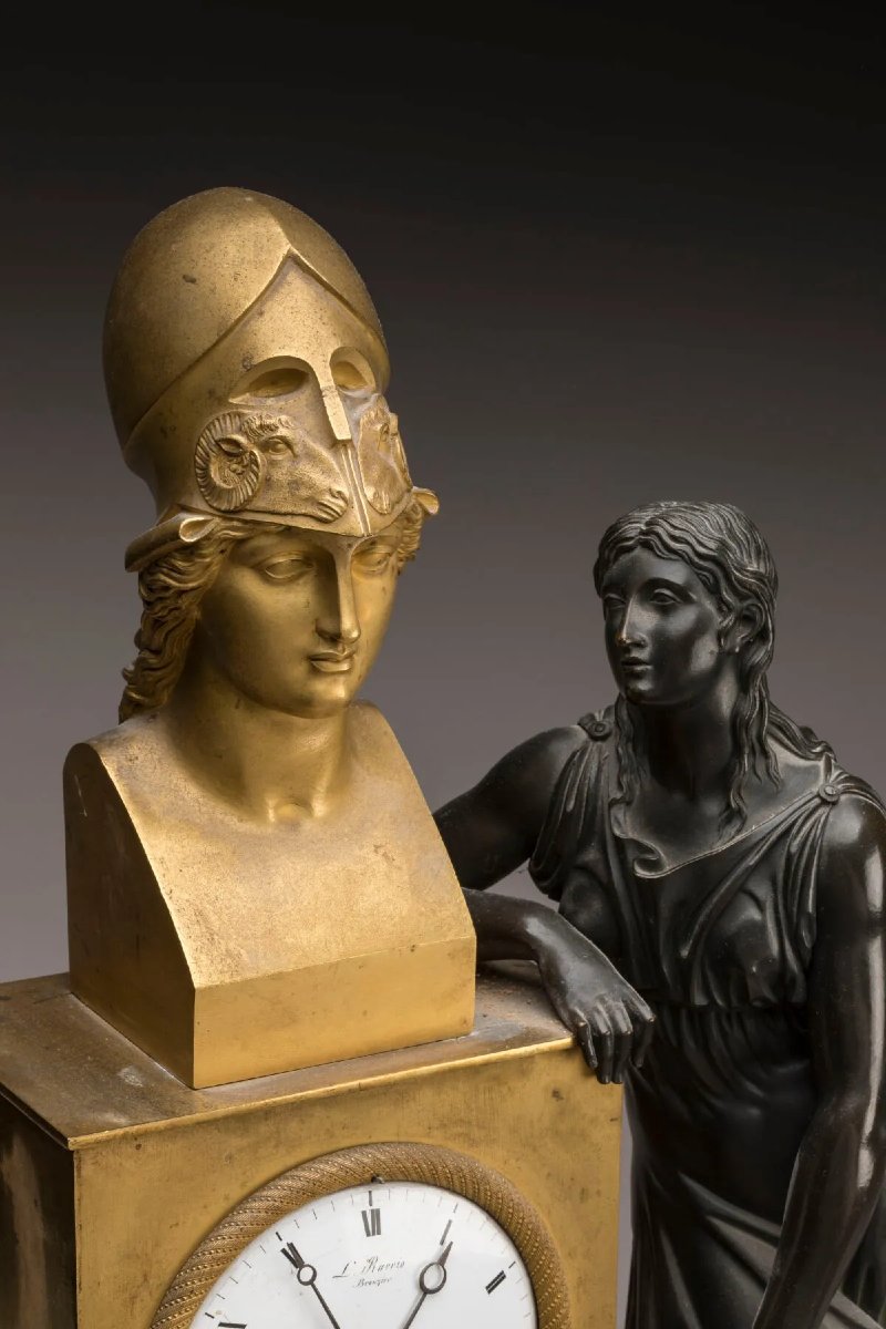 Pendola Impero in bronzo dorato e patinato, firmata L. Ravrio – Parigi, ca. 1815-photo-3