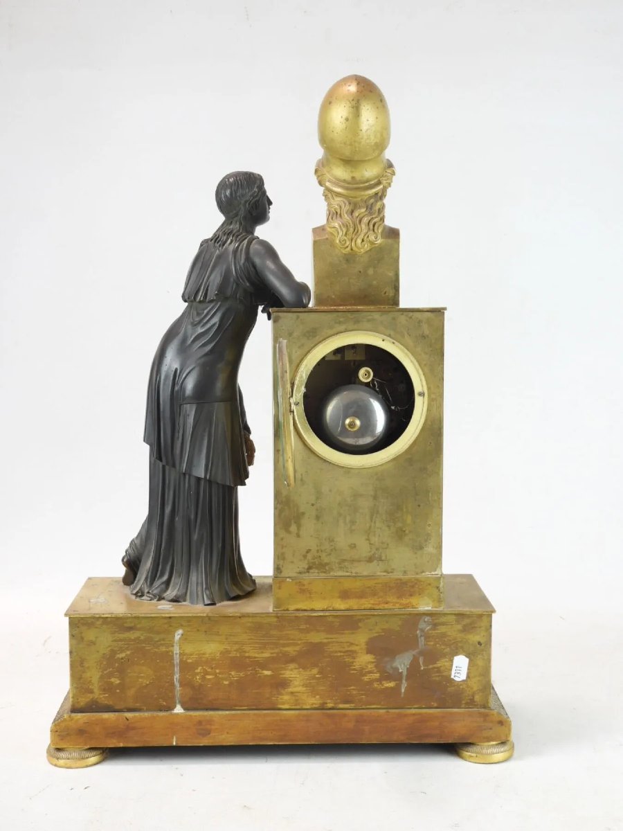 Pendola Impero in bronzo dorato e patinato, firmata L. Ravrio – Parigi, ca. 1815-photo-6