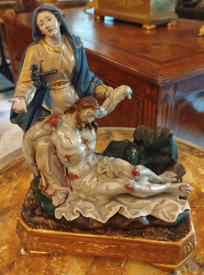 Pietà – Capolavoro della scultura barocca napoletana, attribuibile a Nicola Fumo