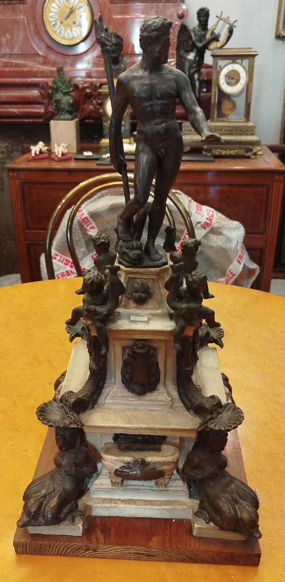 Scultura di Nettuno in terracotta, XVIII secolo