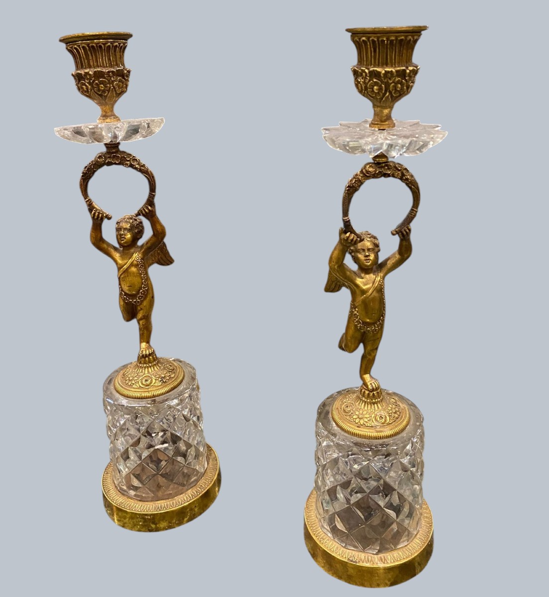 Coppia di candelieri in bronzo dorato e cristallo molato — Epoca Impero / Restaurazione