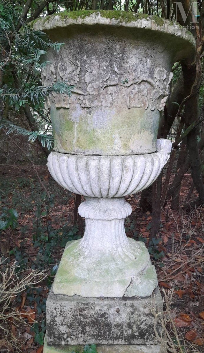 Coppia di grandi vasi monumentali in pietra scolpita – H 150 cm-photo-2
