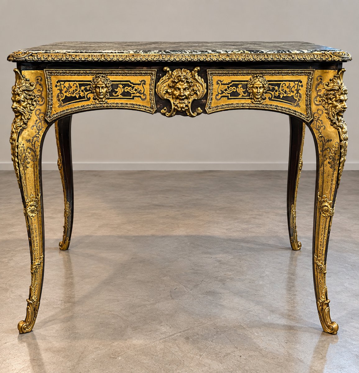 Importante scrivania da centro Boulle – Epoca Napoleone III, XIX secolo