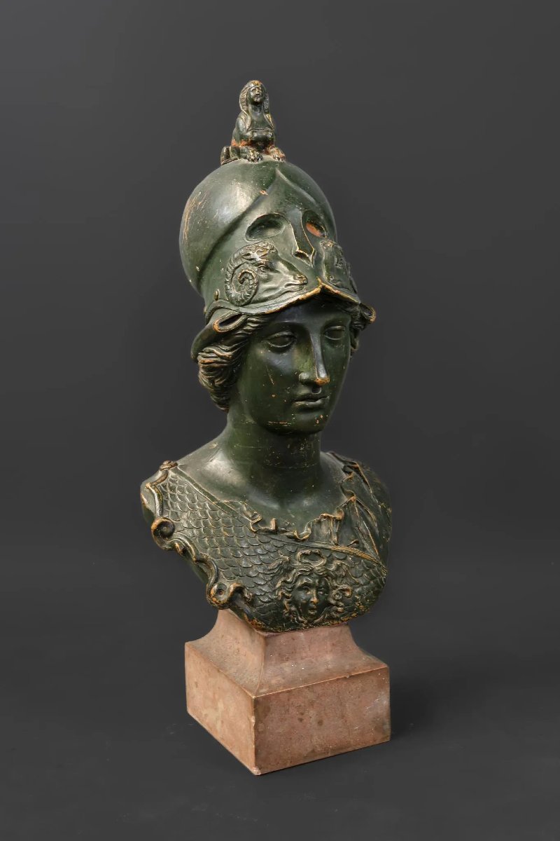 Importante busto di Atena in terracotta, rifinito con patina verde a imitazione del bronzo.-photo-2