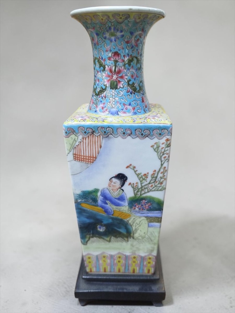Coppia di vasi cinesi in porcellana Famille Rose – XIX secolo, tarda dinastia Qing-photo-2
