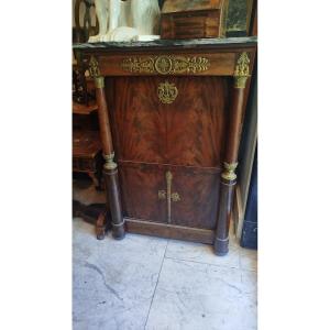 Secretaire
