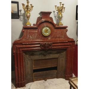 Camino in marmo rosso del XIX secolo – 164x195 cm – pezzo d’antiquariato