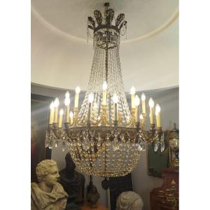 Importante lampadario Impero d’epoca in bronzo dorato e cristallo