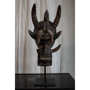 Senufo Kpelie Mask On Stand