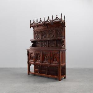 Rare Large Early 19th Century Hand-carved Oak Neo-gothic Armoire