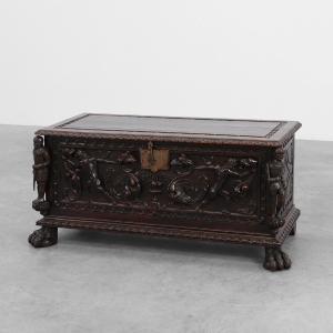 Oak Blanket Chest In The French Neo-renaissance Style, 19th Century