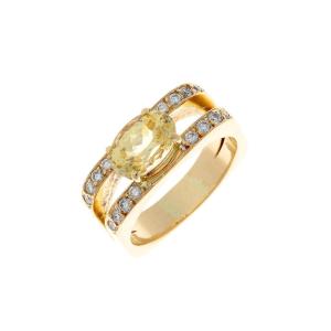 Ring In 18k Gold With Yellow Sapphire And Diamonds