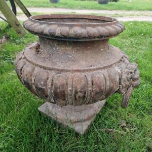 19th Century Cast Iron Garden Basin