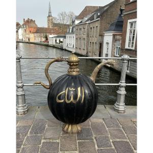 Imposing Oriental Teapot