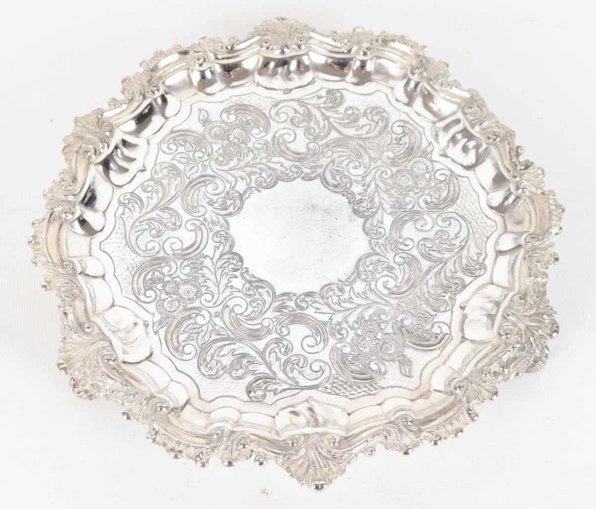 Salver in metallo argentato. Corbell & Co. -Sec.XX