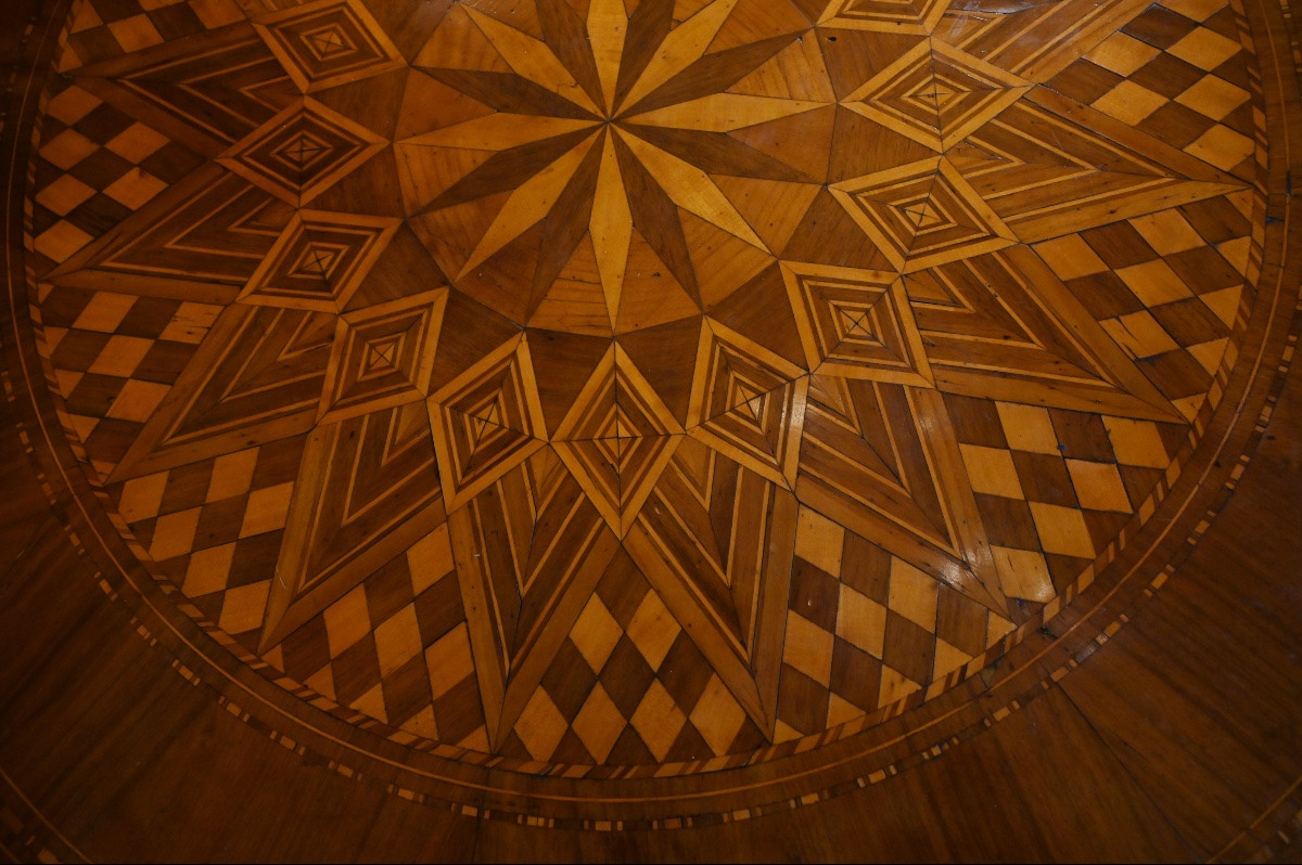 Tavolo Sorrentino circolare in noce. Fine sec.XIX-photo-2