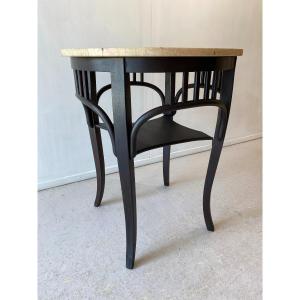 Czechoslovakia Curved Wood Pedestal Table Attributed To Fischel / Thonet Secession Furniture 1900