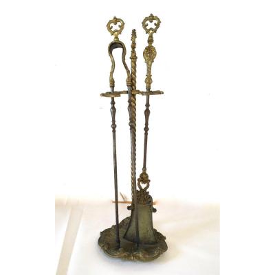 Fireplace Kit In Gilt Bronze And Wrought Iron Louis XV Style, XIXth Century.