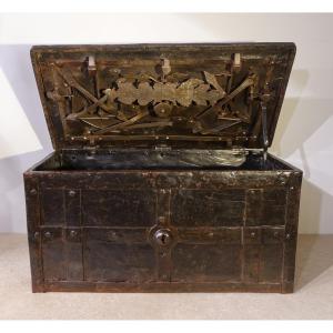 Nuremberg Chest – 17th Century