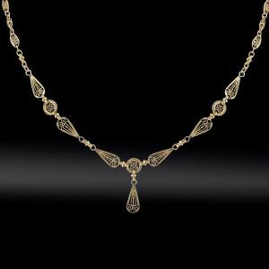 Filigree Necklace With Teardrop Motif, Circa 1910 