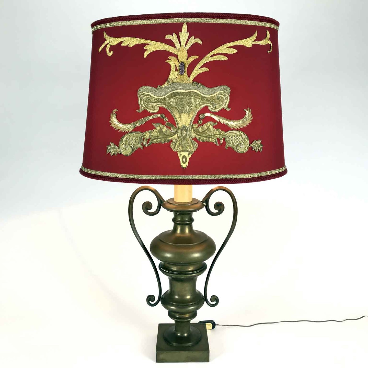 Lampada da Salotto in Bronzo con Ricami Antichi-photo-2