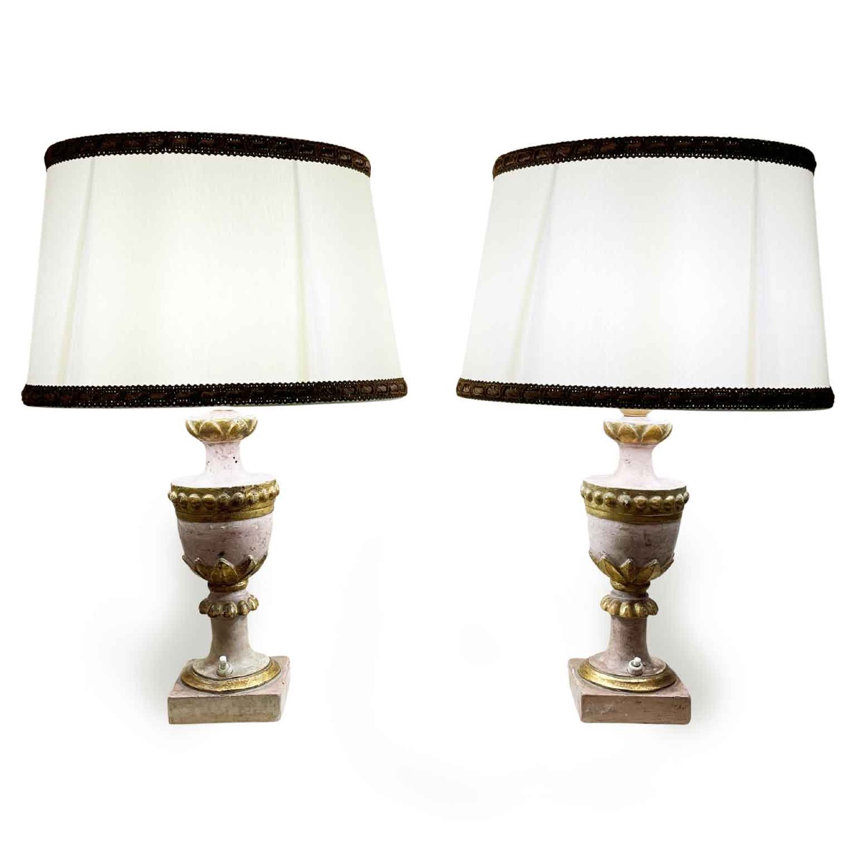 Coppia Di Lampade Da Comodino 1800 Vasi in Legno Intagliato Laccato in Rosa e Dorato-photo-2