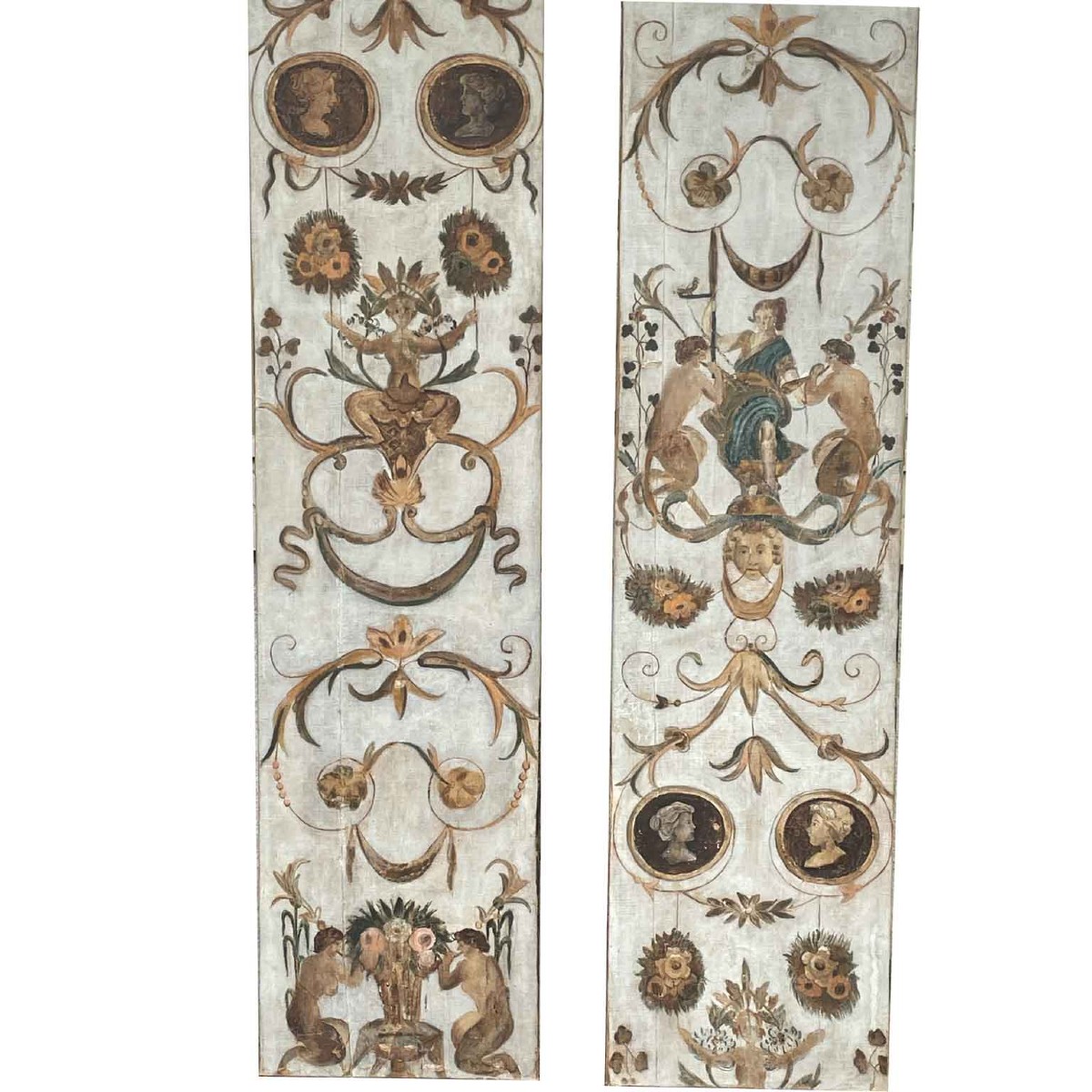 Coppia Di Pannelli Italiani Dipinti Con Grottesche Fine 1800