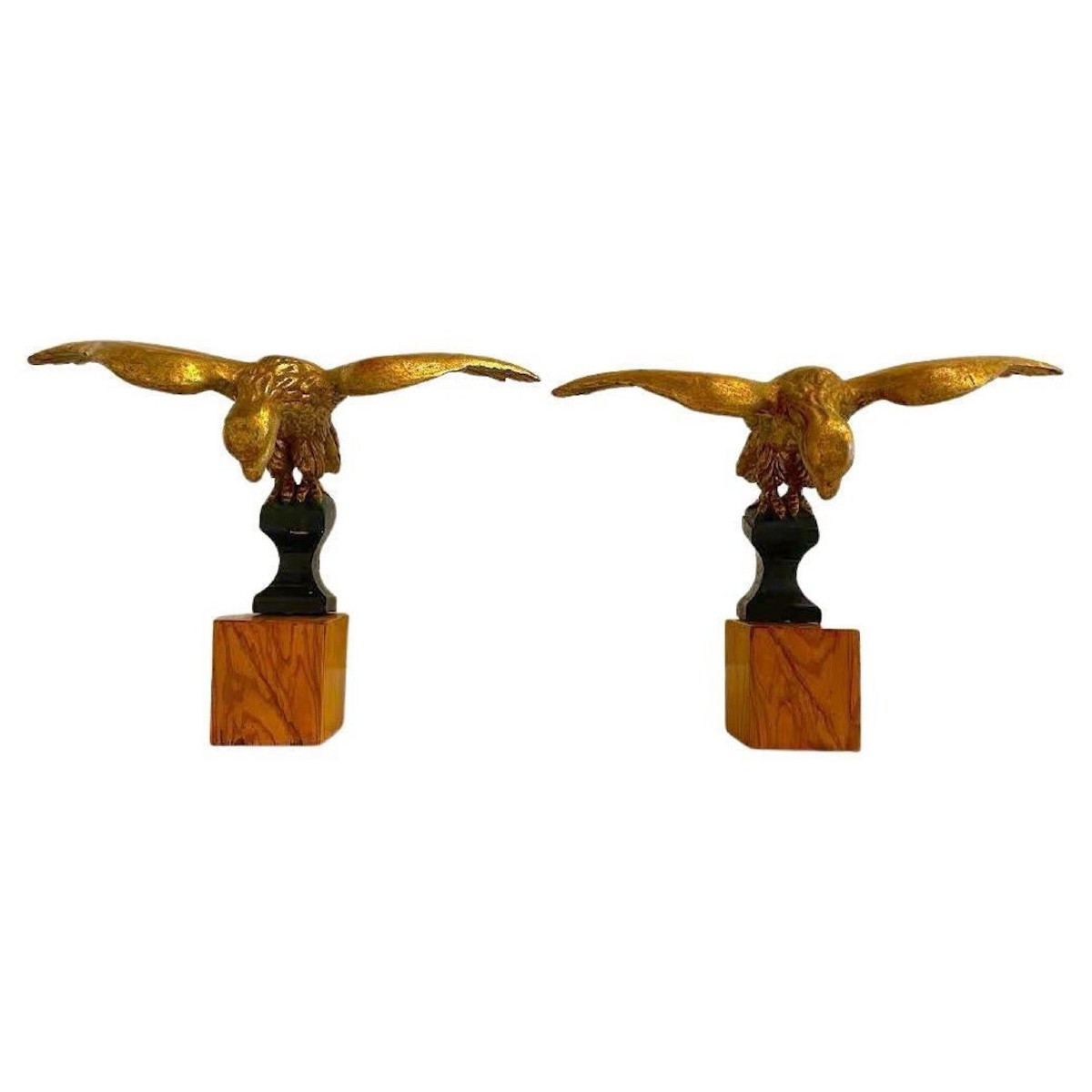Coppia Di Aquile In Legno Dorato Sculture Italiane Metà 1800