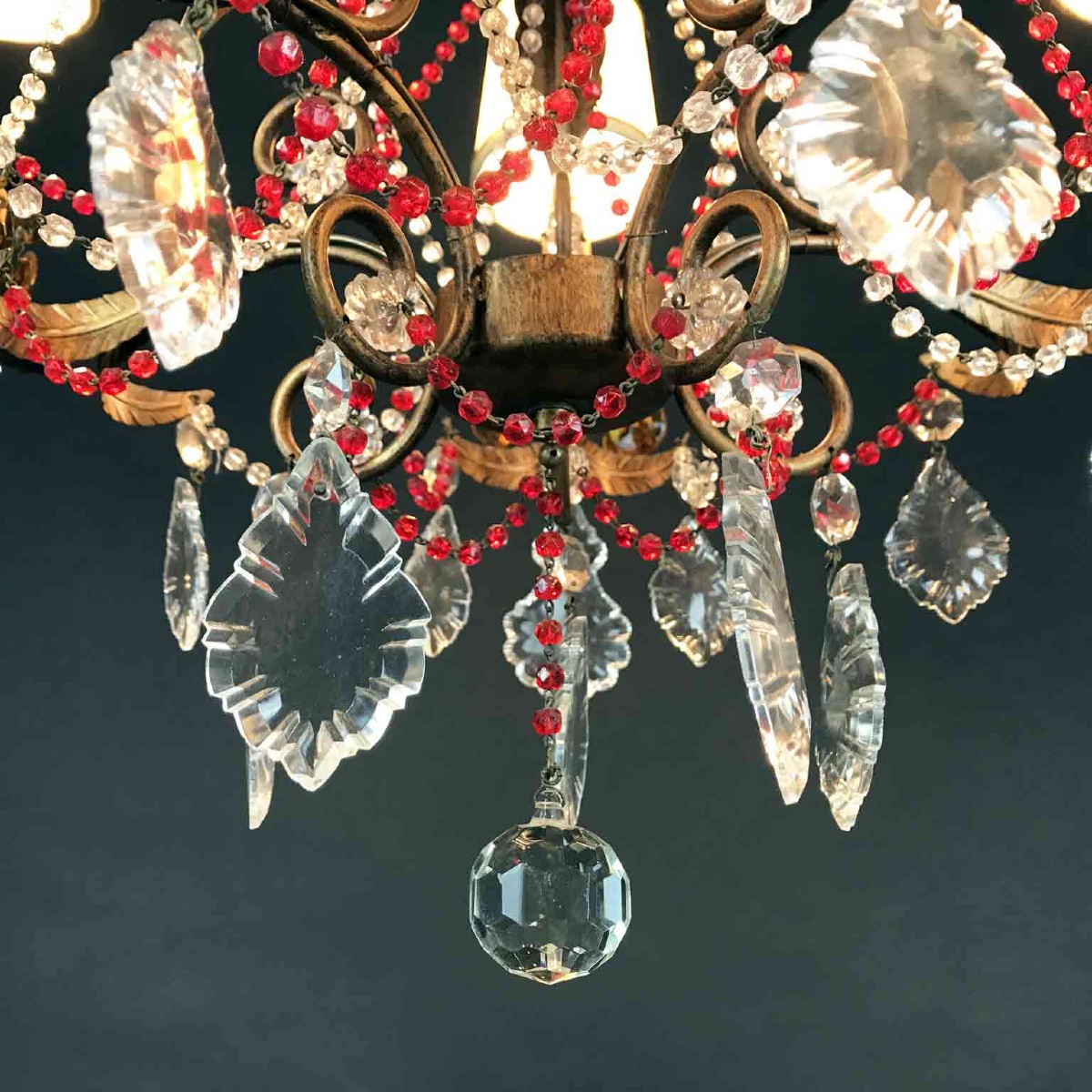 Lampadario Antico Con Cristalli Rossi-photo-6