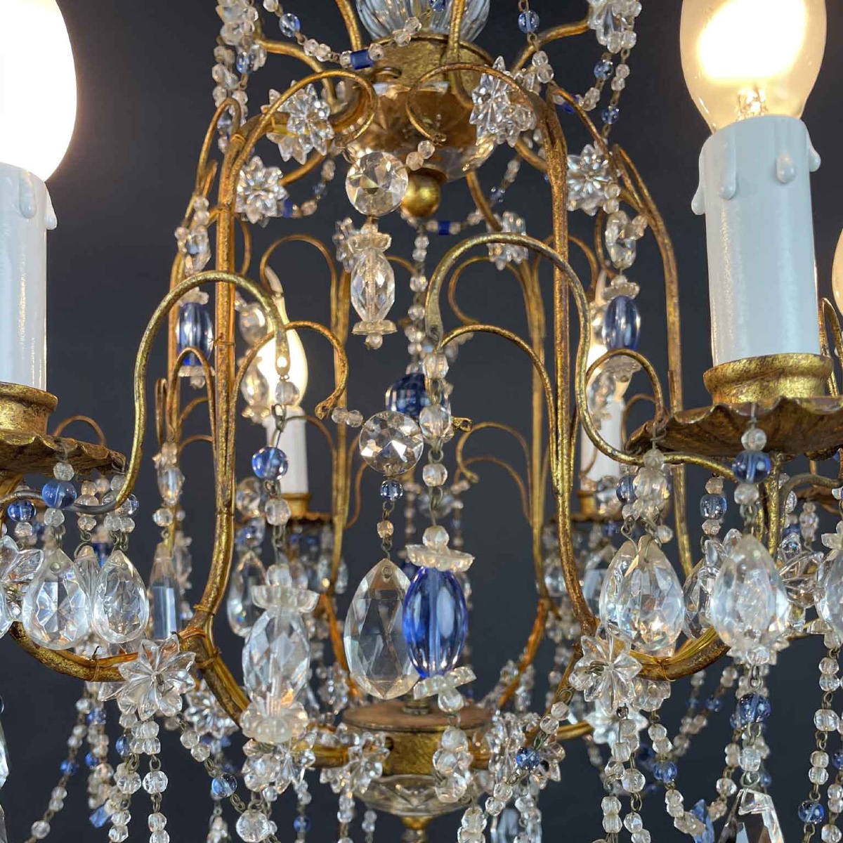 Lampadario A Gabbia In Ferro Dorato E Cristalli Celesti 1950-photo-3