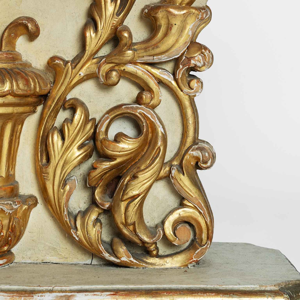 Antico Tavolino Da Salotto Con Piano In Scagliola e Legno Dorato E Laccato -photo-5