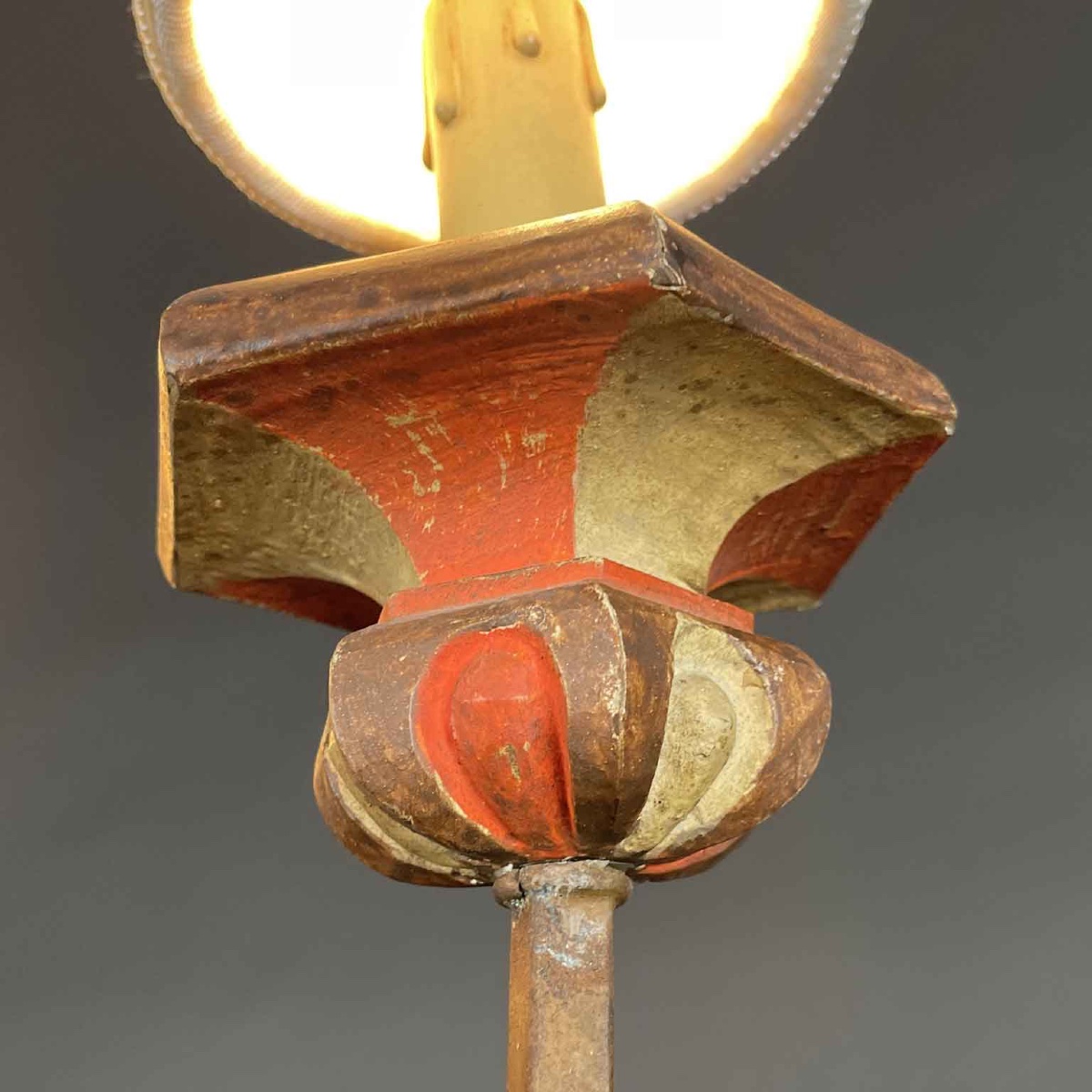 Lampadario In Legno Laccato  Rosso e Avorio a Sei Luci -photo-2