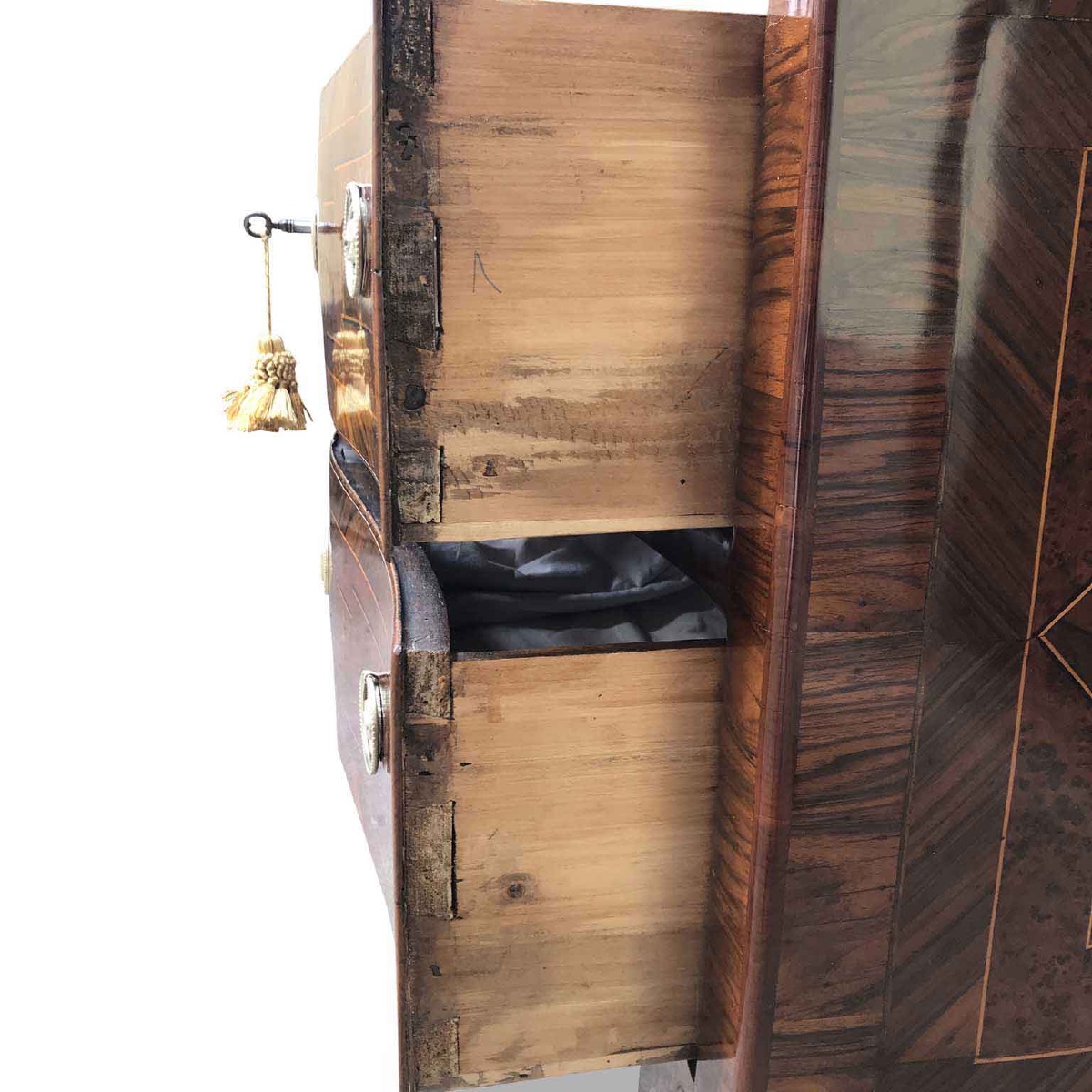 Cassettone Emiliano del 1700-photo-4