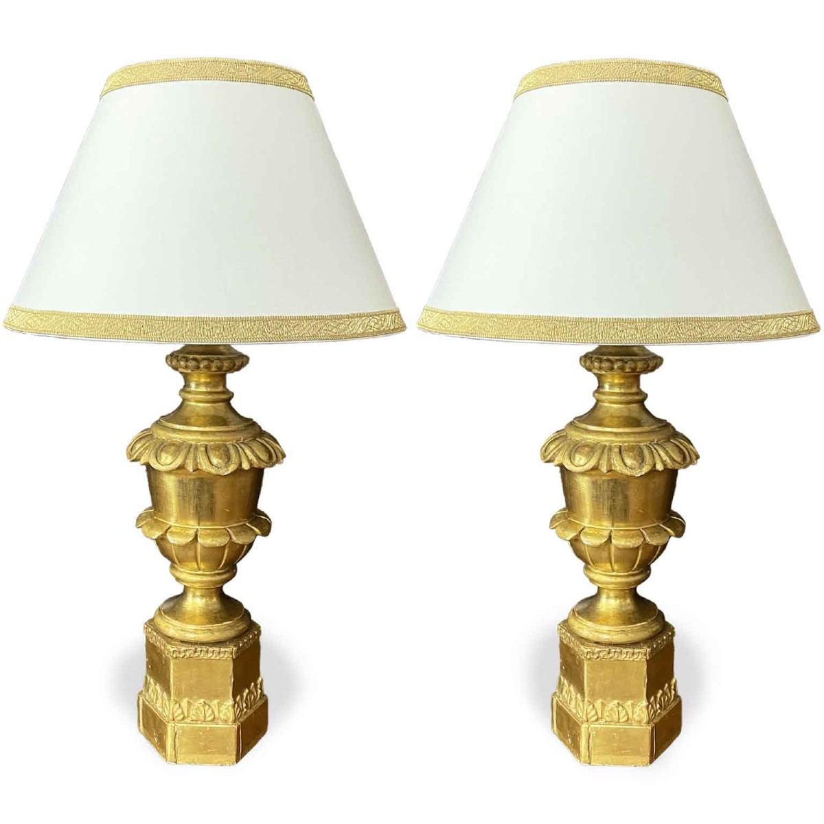  Coppia di Lampade Impero Italiane Dorate XIX Secolo in Legno Intagliato
