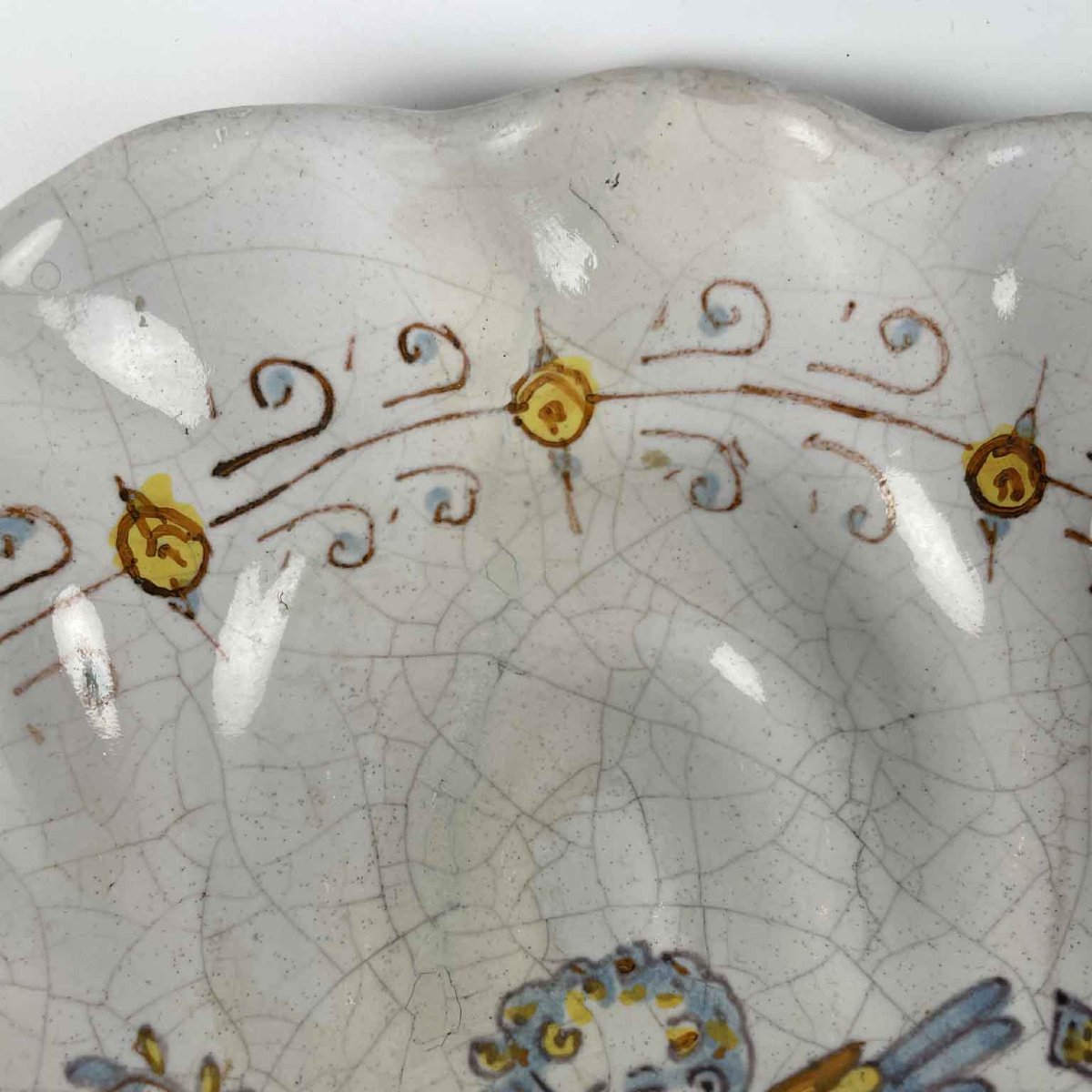 Crespina In Maiolica A Decoro Compendiario Deruta 1700-photo-2