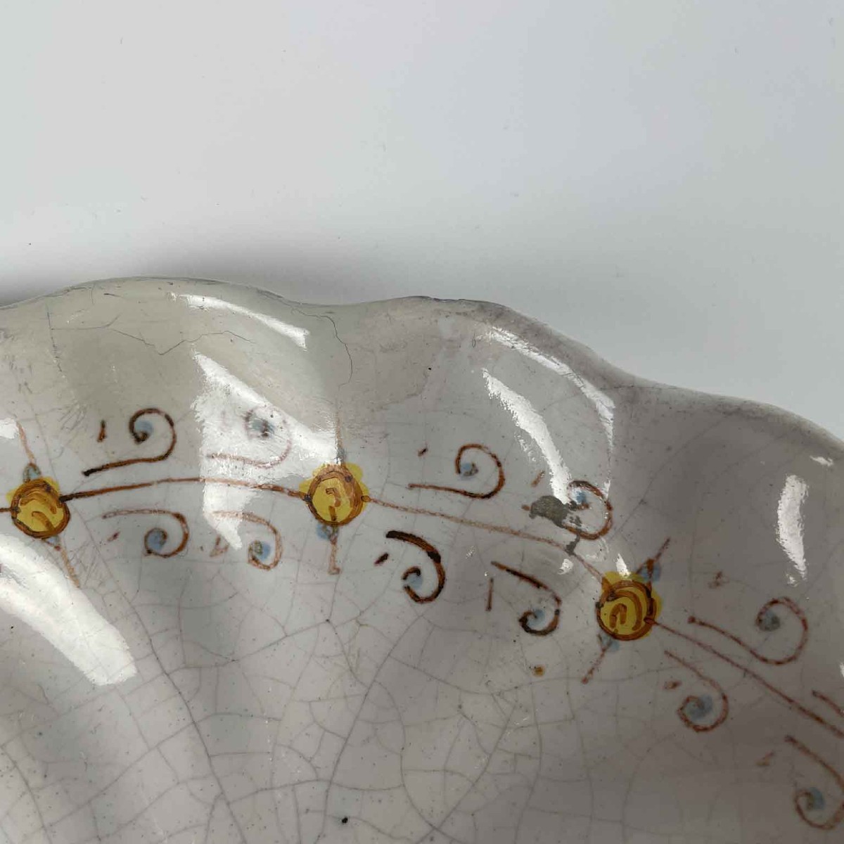 Crespina In Maiolica A Decoro Compendiario Deruta 1700-photo-4
