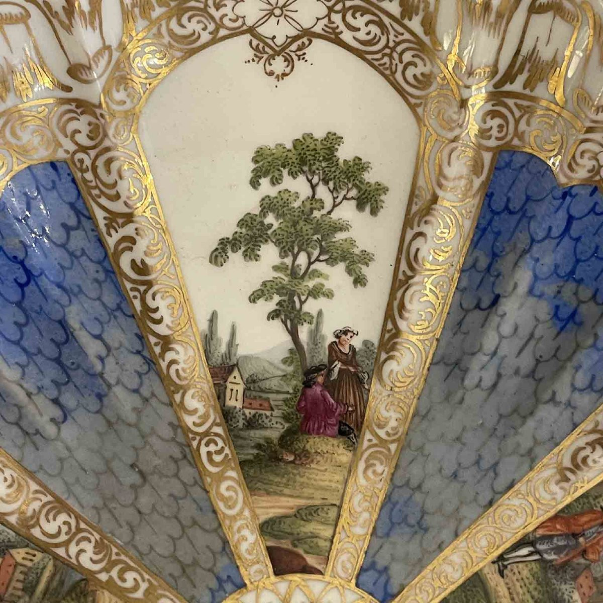 Tre Alzate Portafrutta In Porcellana Policroma e Oro Meissen 1850-photo-5