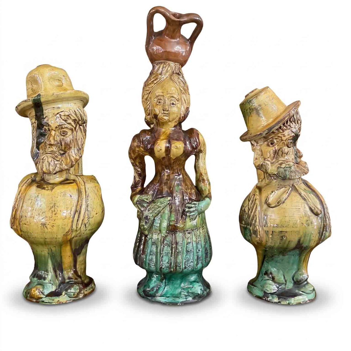 Tre Brocche Antropomorfe con Babbaluti in Terracotta Seminara 1800