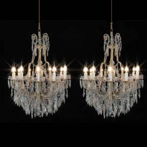 Coppia Antichi Lampadari in Cristallo Francesi a Dodici Luci