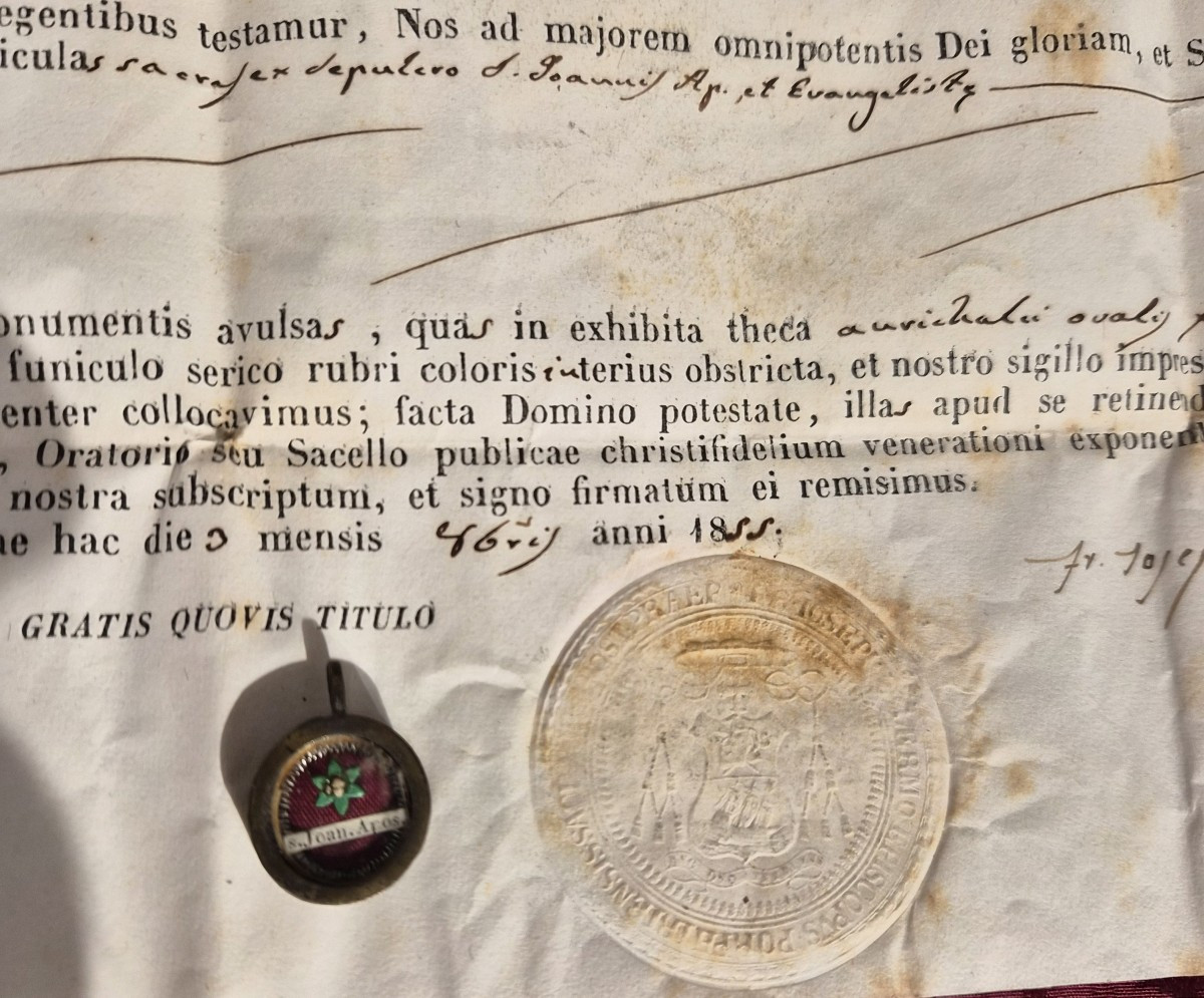 Reliquia di San Giovanni Apostolo, con autentica-photo-2