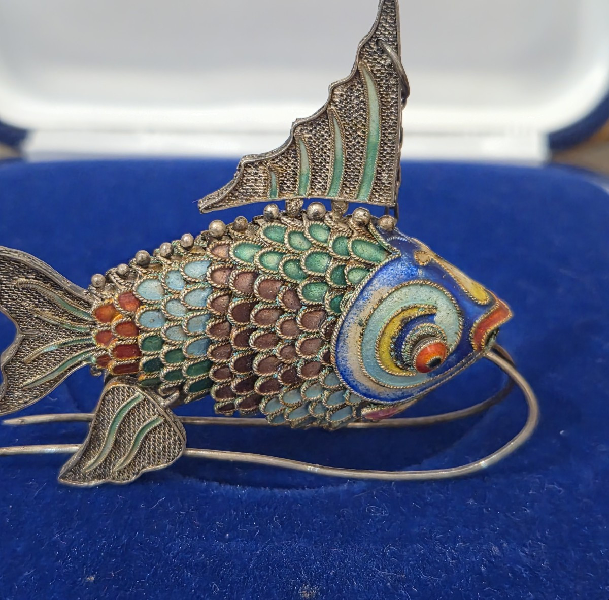 Pesce in argento e smalti-photo-2