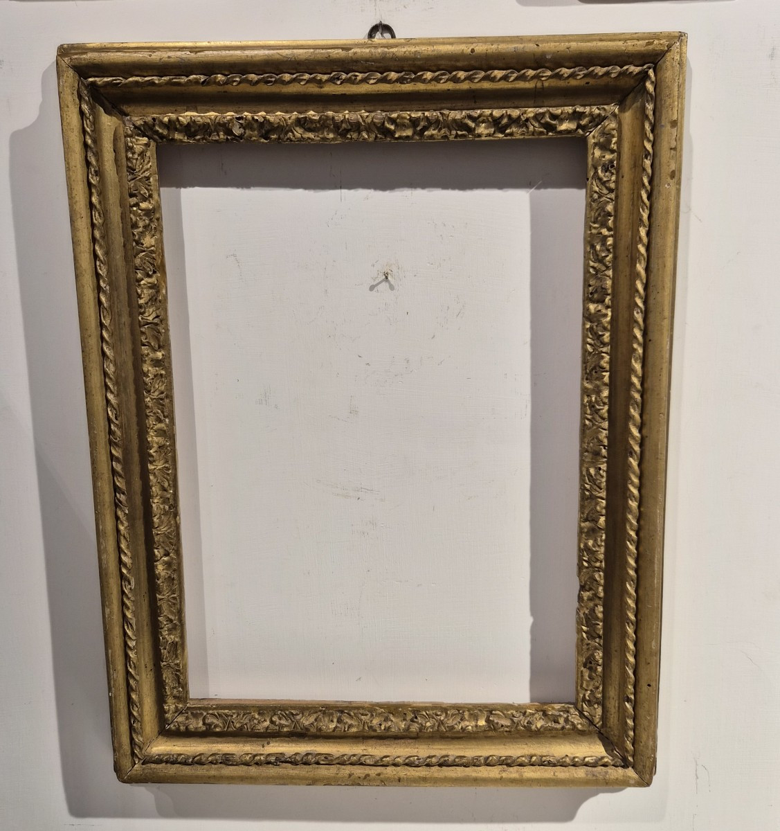 Cornice in legno dorato S.Rosa '700