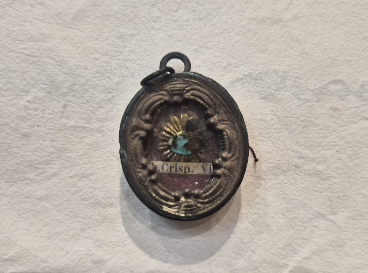 Reliquia di San Crispino da Viterbo con autentica del 1876, ex Carne S.Crispini a Viterbo-photo-1