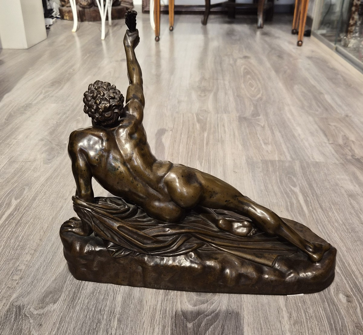 La scultura in bronzo del Soldato di Maratona,firmata F.Barbedienne-photo-3