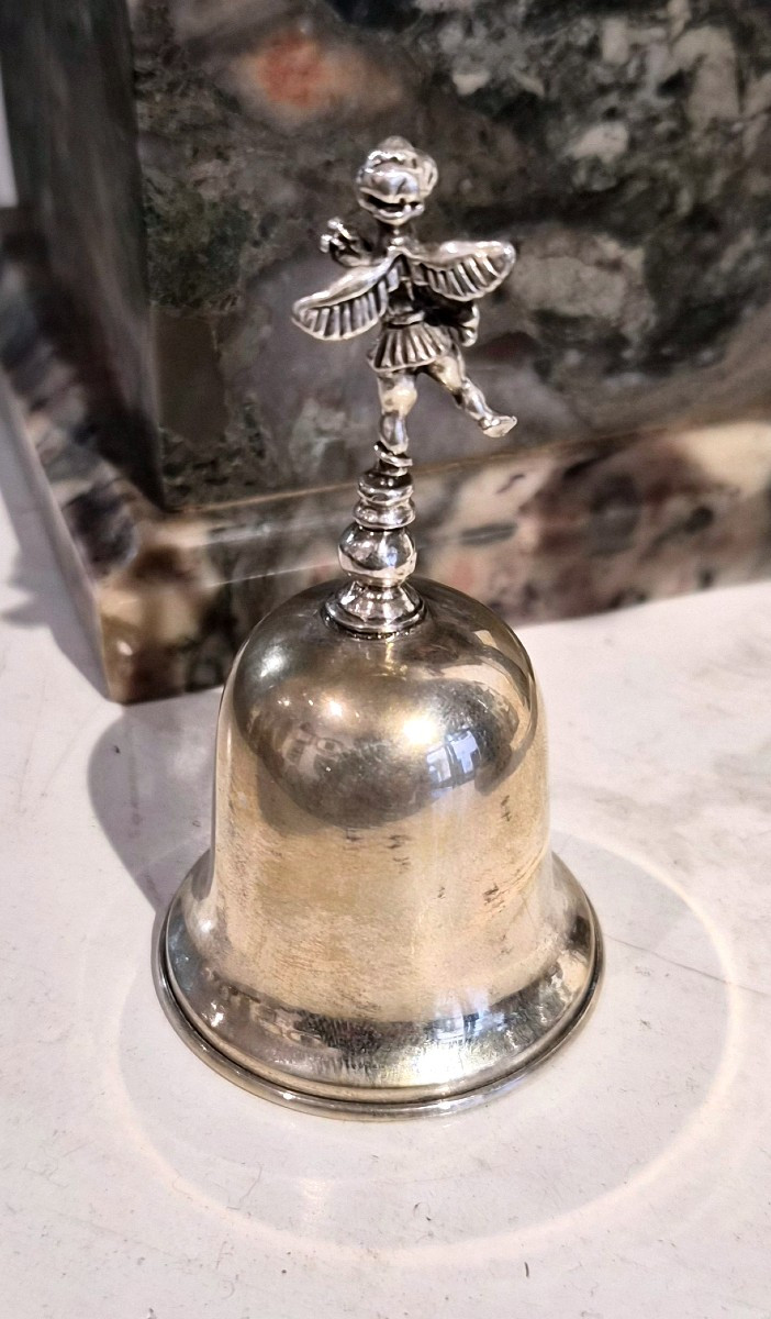 Campanellino in argento da tavolo con putto e tritone-photo-4